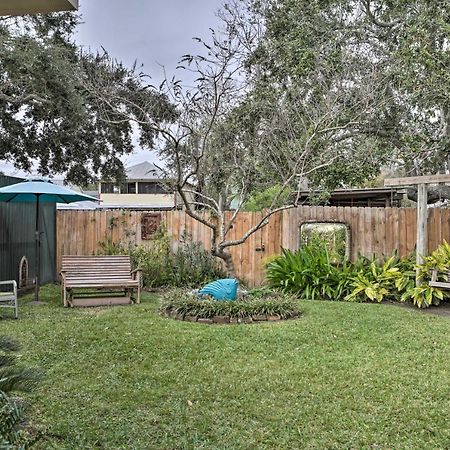 Ferienwohnung Old Town Getaway, Walk To Shopping, Dining, And Bay! Bay St. Louis Exterior foto