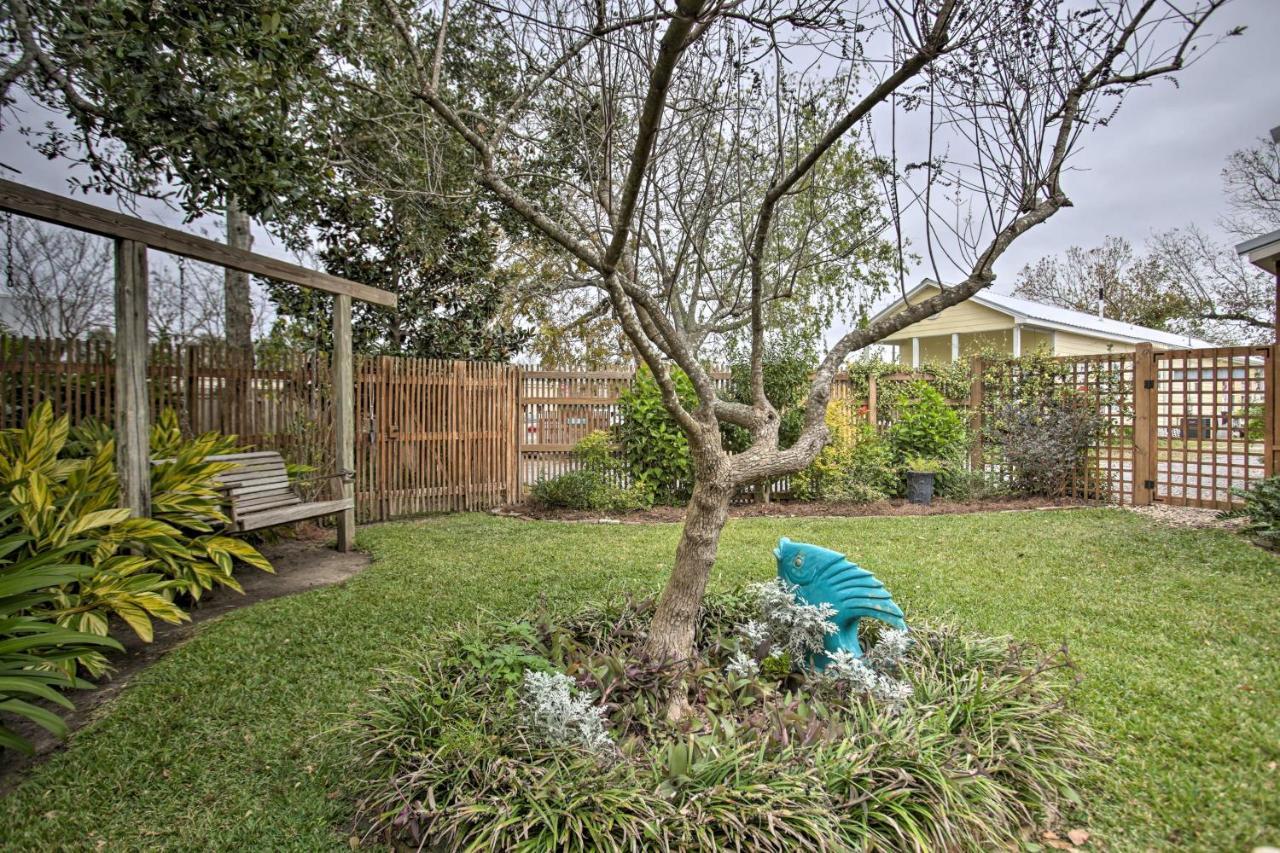 Ferienwohnung Old Town Getaway, Walk To Shopping, Dining, And Bay! Bay St. Louis Exterior foto