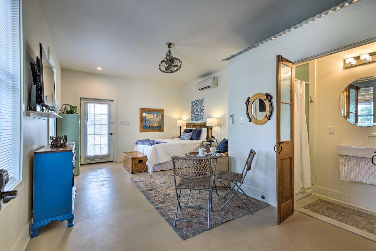 Ferienwohnung Old Town Getaway, Walk To Shopping, Dining, And Bay! Bay St. Louis Exterior foto