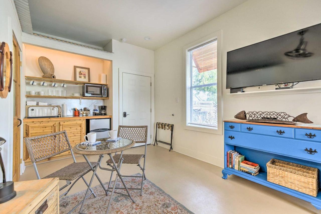 Ferienwohnung Old Town Getaway, Walk To Shopping, Dining, And Bay! Bay St. Louis Exterior foto